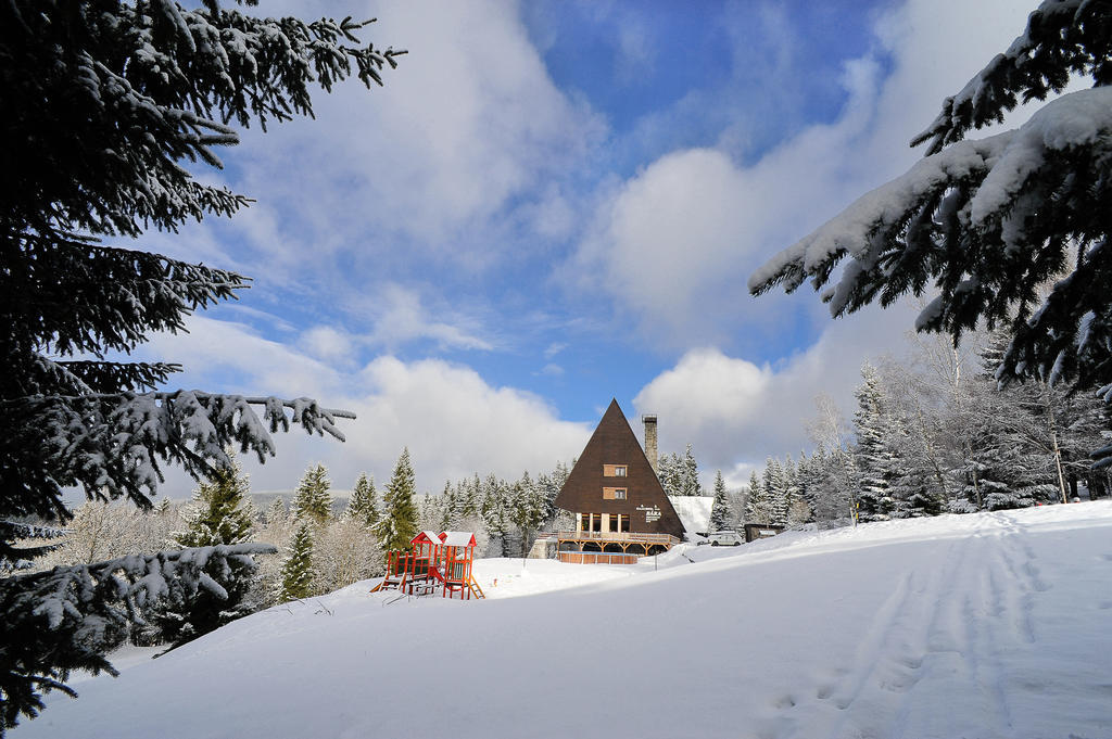 Relax Hotel Bara Benecko Exterior photo